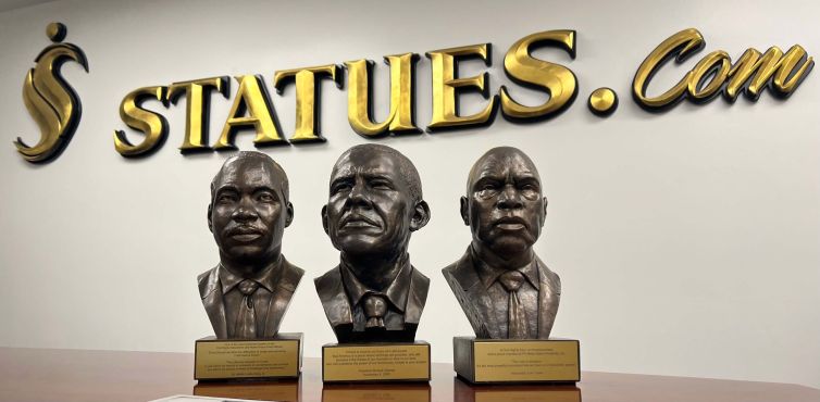 ThreeBustsonTablewithSTATUES.COM
