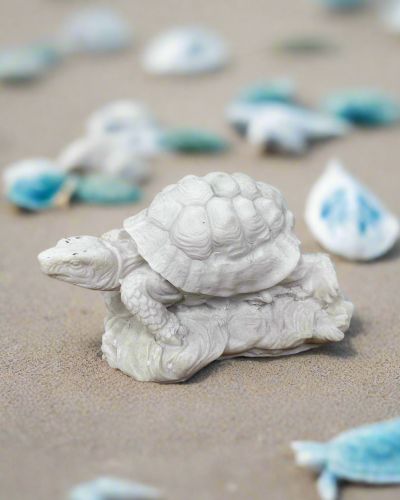 White Bonded Marble statue of a mini sea turtle 